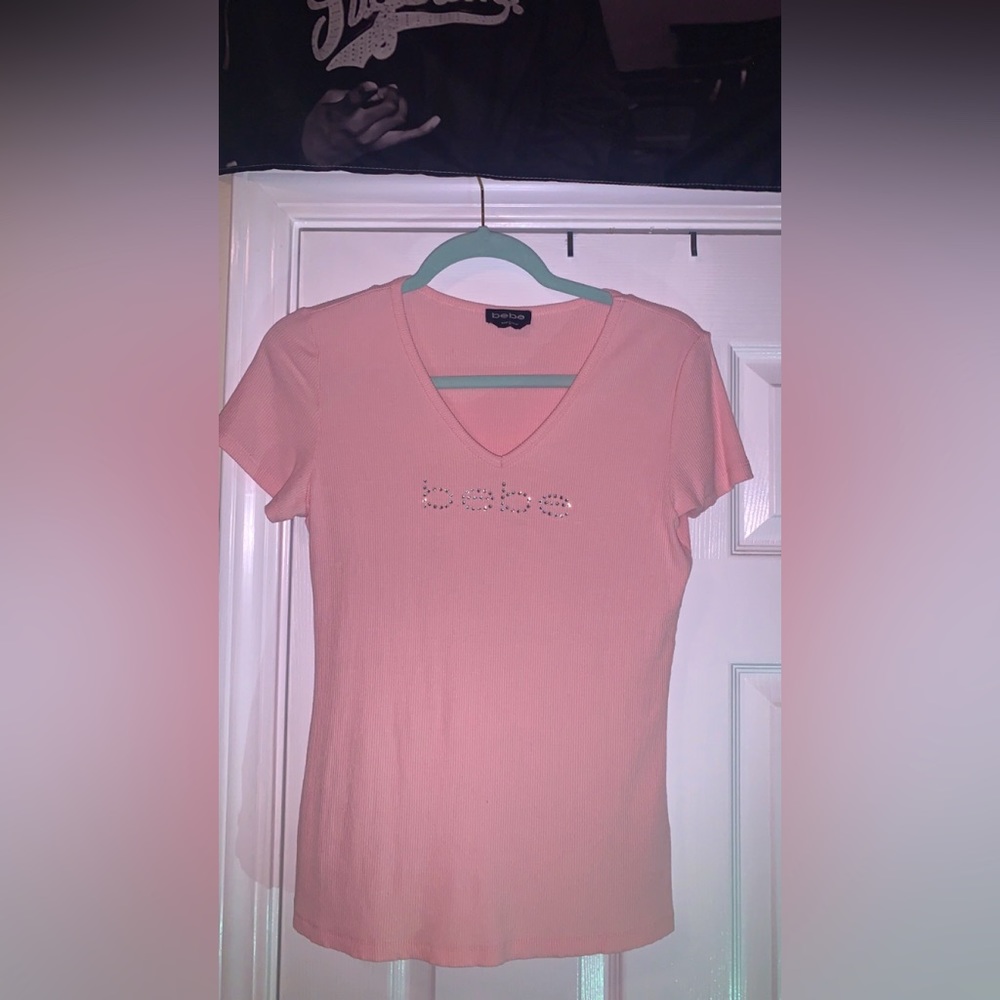 BEBE SHIRT PINK V NECK